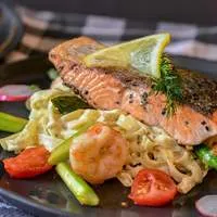 Grilled Salmon with Lemon Garlic Asparagus